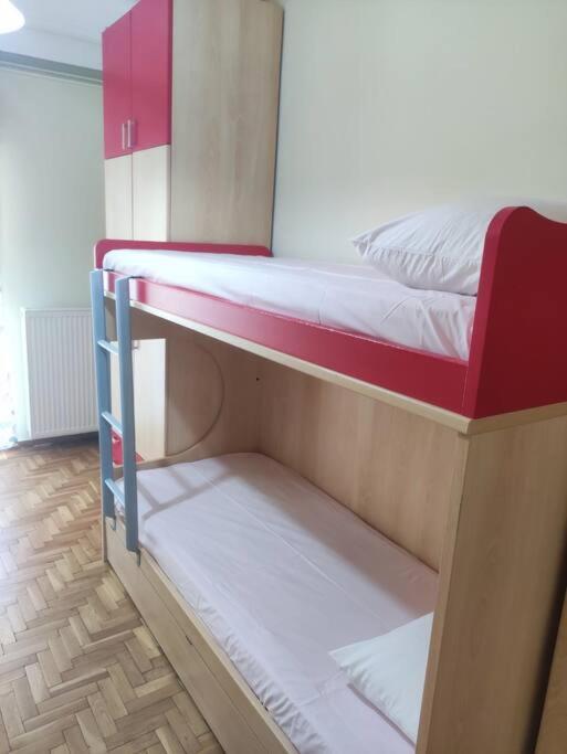 Stylish Modern Maisonette Apartament