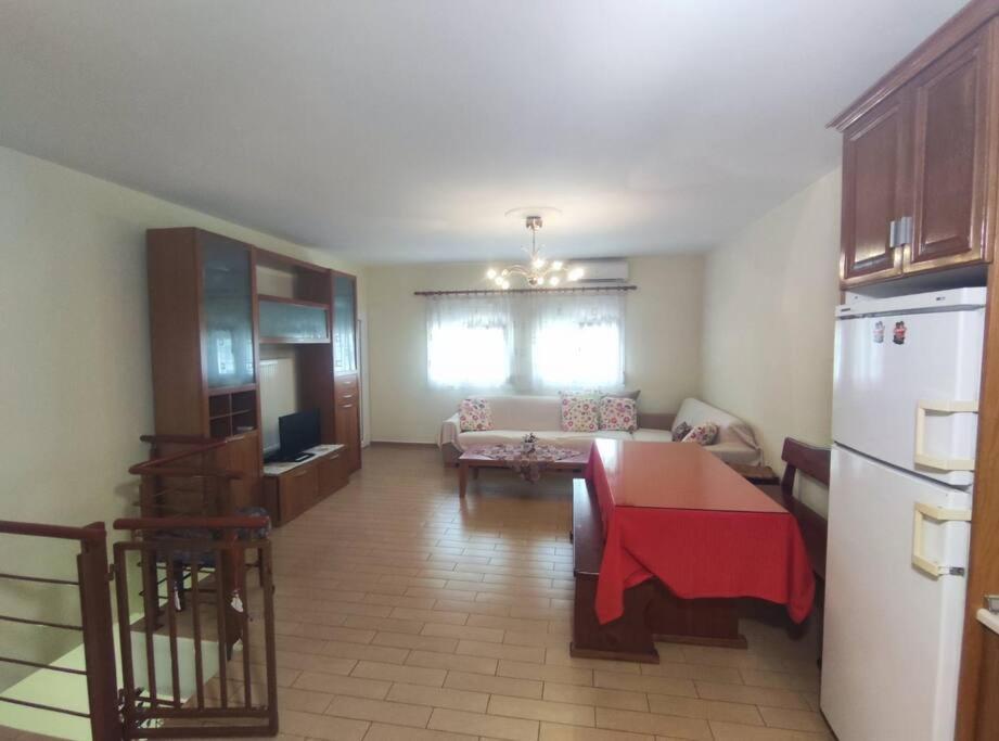 Stylish Modern Maisonette Salonic